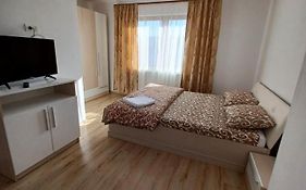 Pensiune Langa Manastirea Izbuc